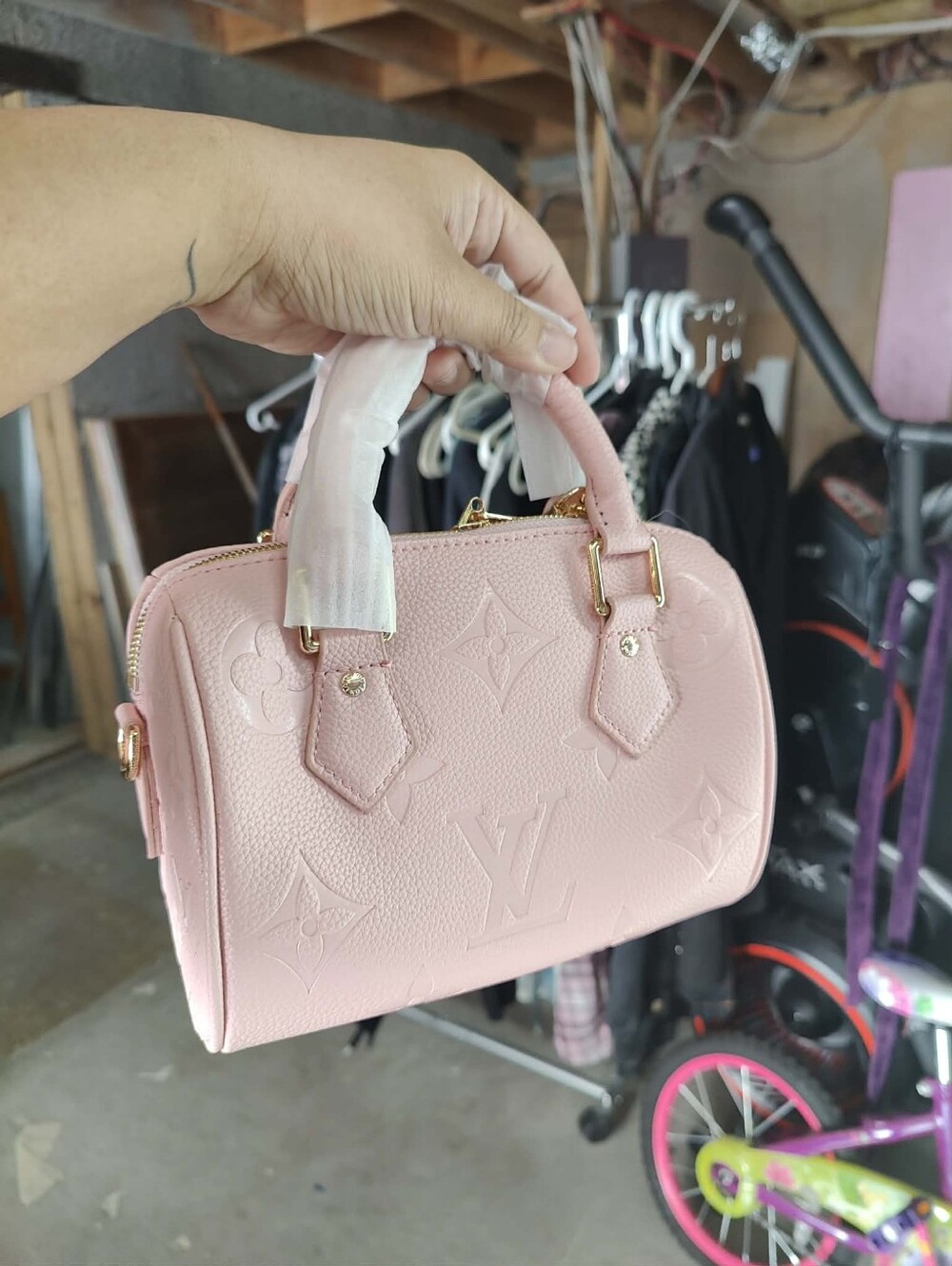 Small Pink Embossed Handbag - Picture 7 of 9